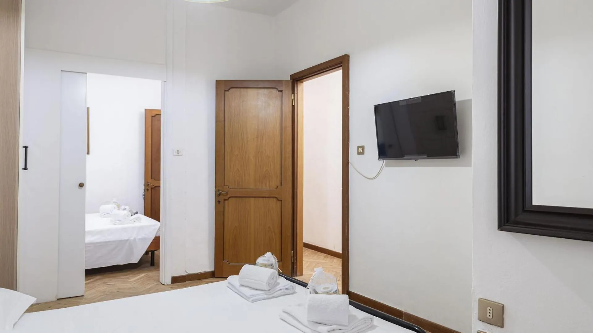 Unyca - Ampio Rifugio Per Famiglie A Firenze Διαμέρισμα 0*, Φλωρεντία